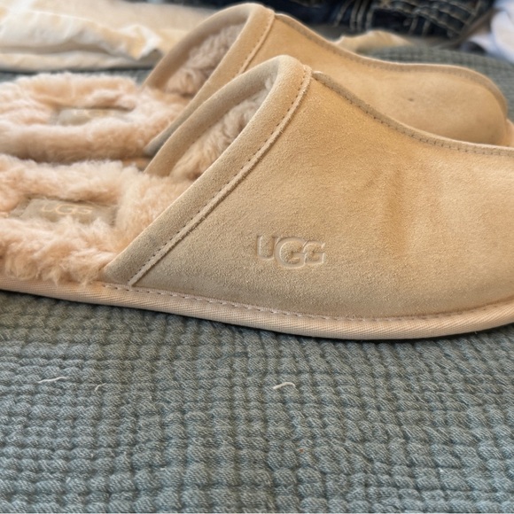 UGG Other - NWT- UGG Cream Scuff Slippers-Sheepskin Lined Footwear